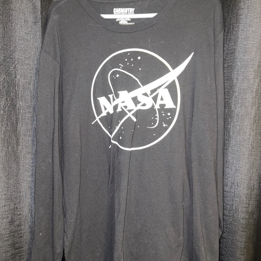 Men’s longsleeve NASA T-shirt